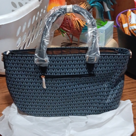 MKF Collection Tote - Picture 4 of 5